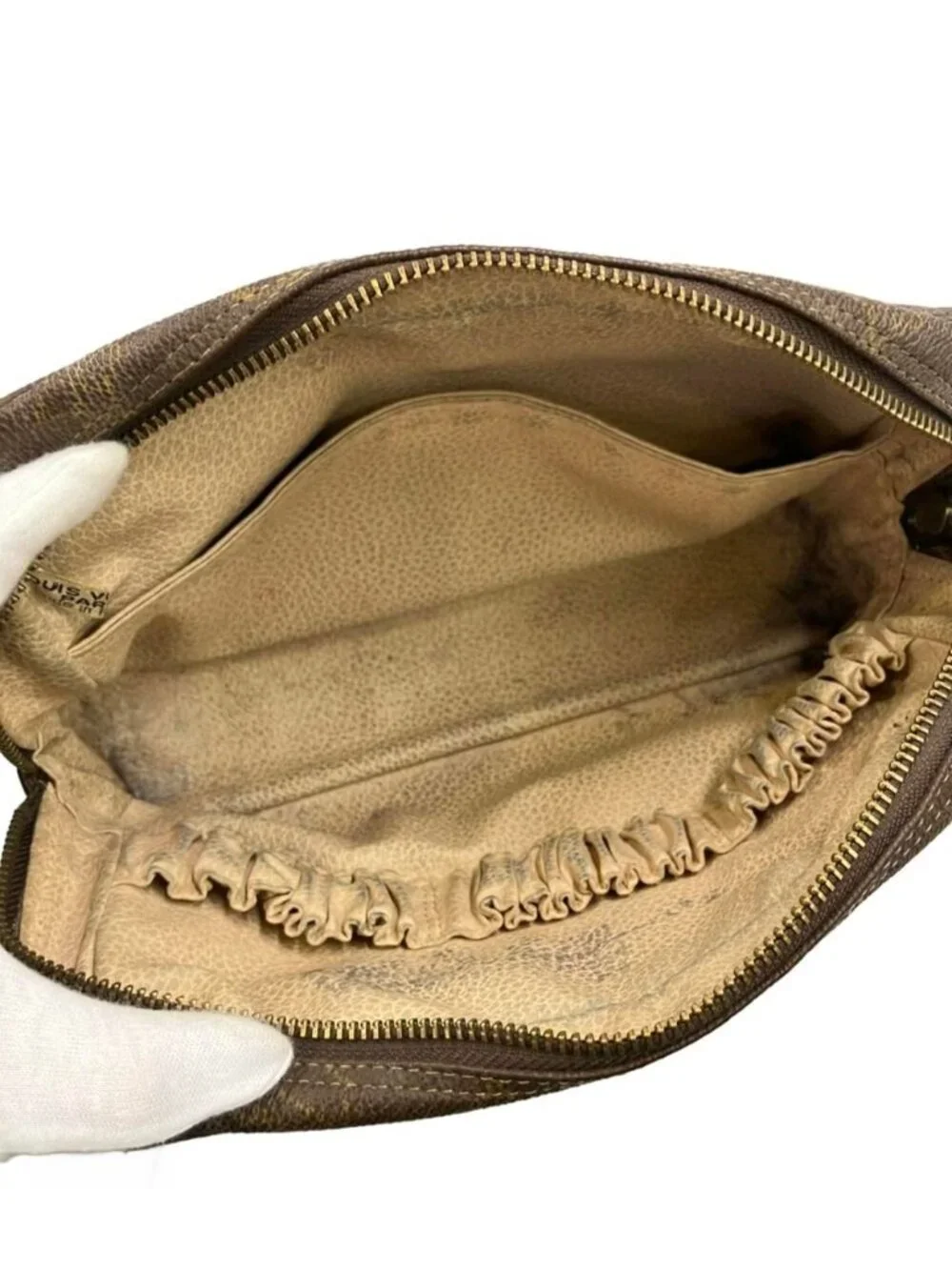 Louis Vuitton Pouch Trousse Toilette 23 Monogram